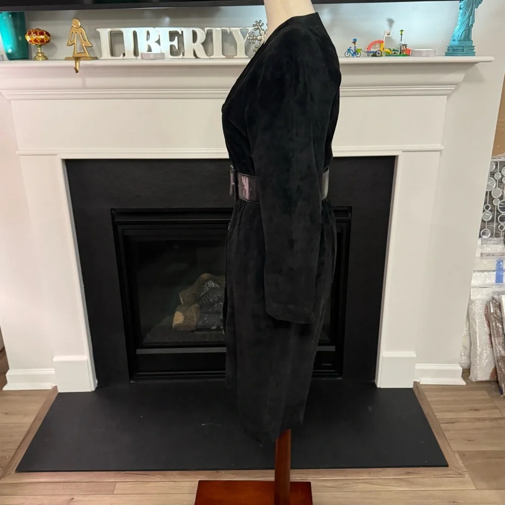 🖤 Vintage Carolyne Barton Black Suede Belted Shirt Dress – Size 4 - Picture 5 of 12